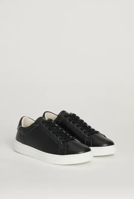 Dalila Black Sneakers