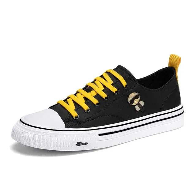 Embroidery Decor Low Top Canvas Sneakers